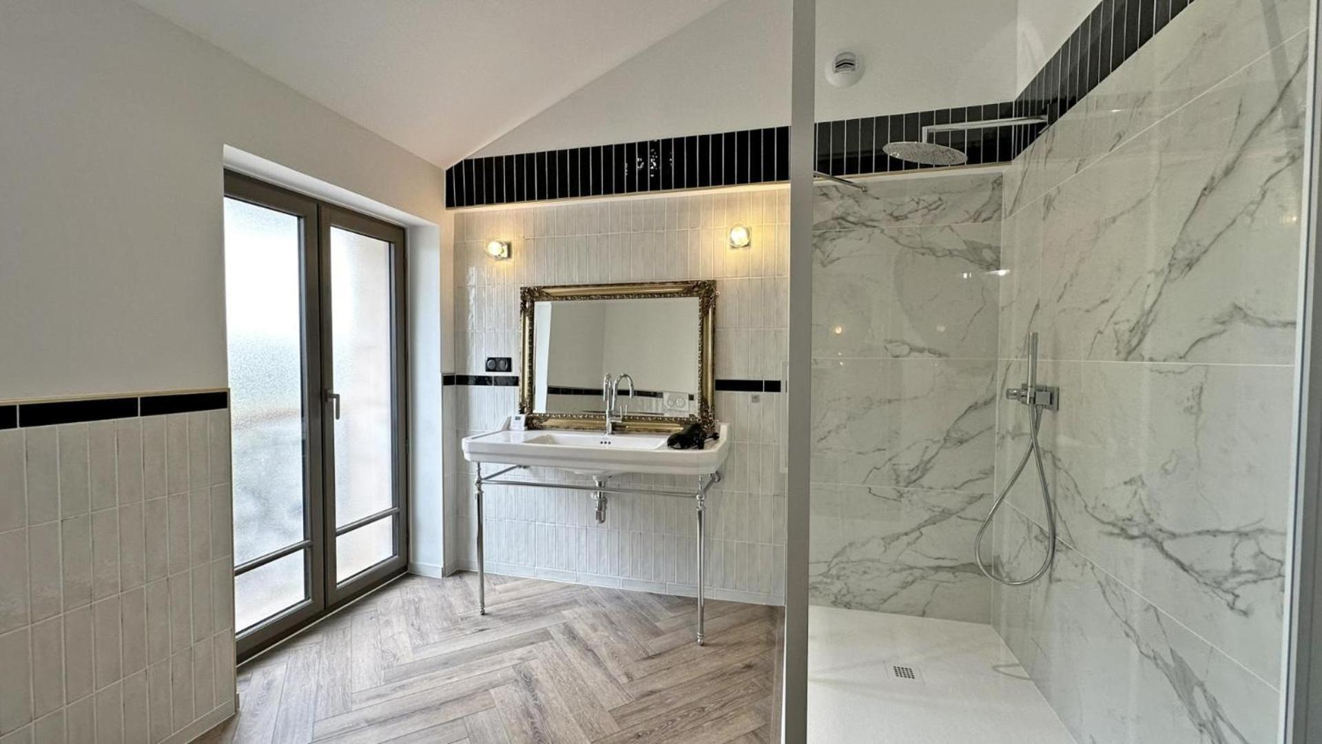 Le Manoir Des Perrieres Bed & Breakfast Rochechouart Exterior photo