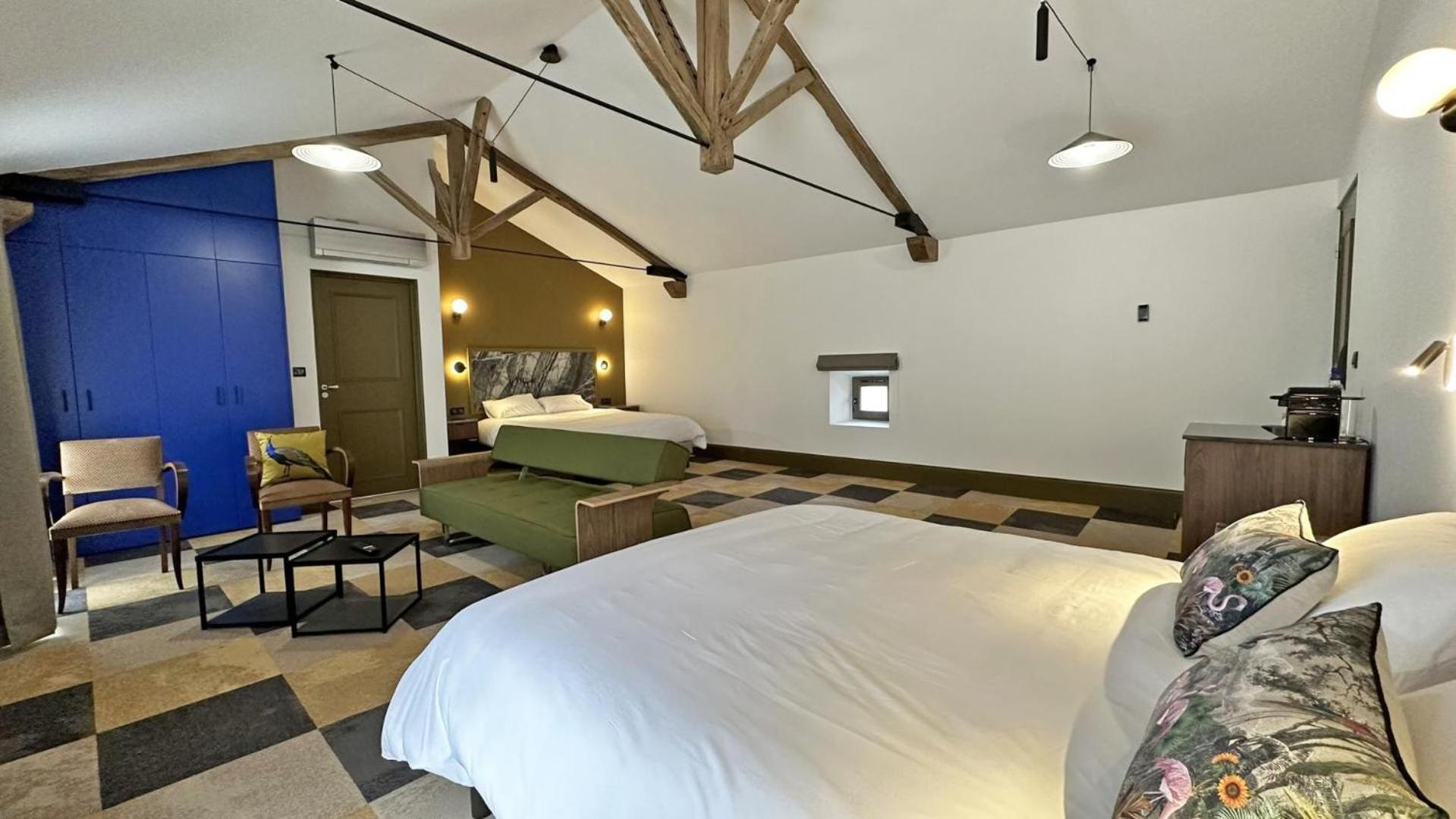 Le Manoir Des Perrieres Bed & Breakfast Rochechouart Exterior photo