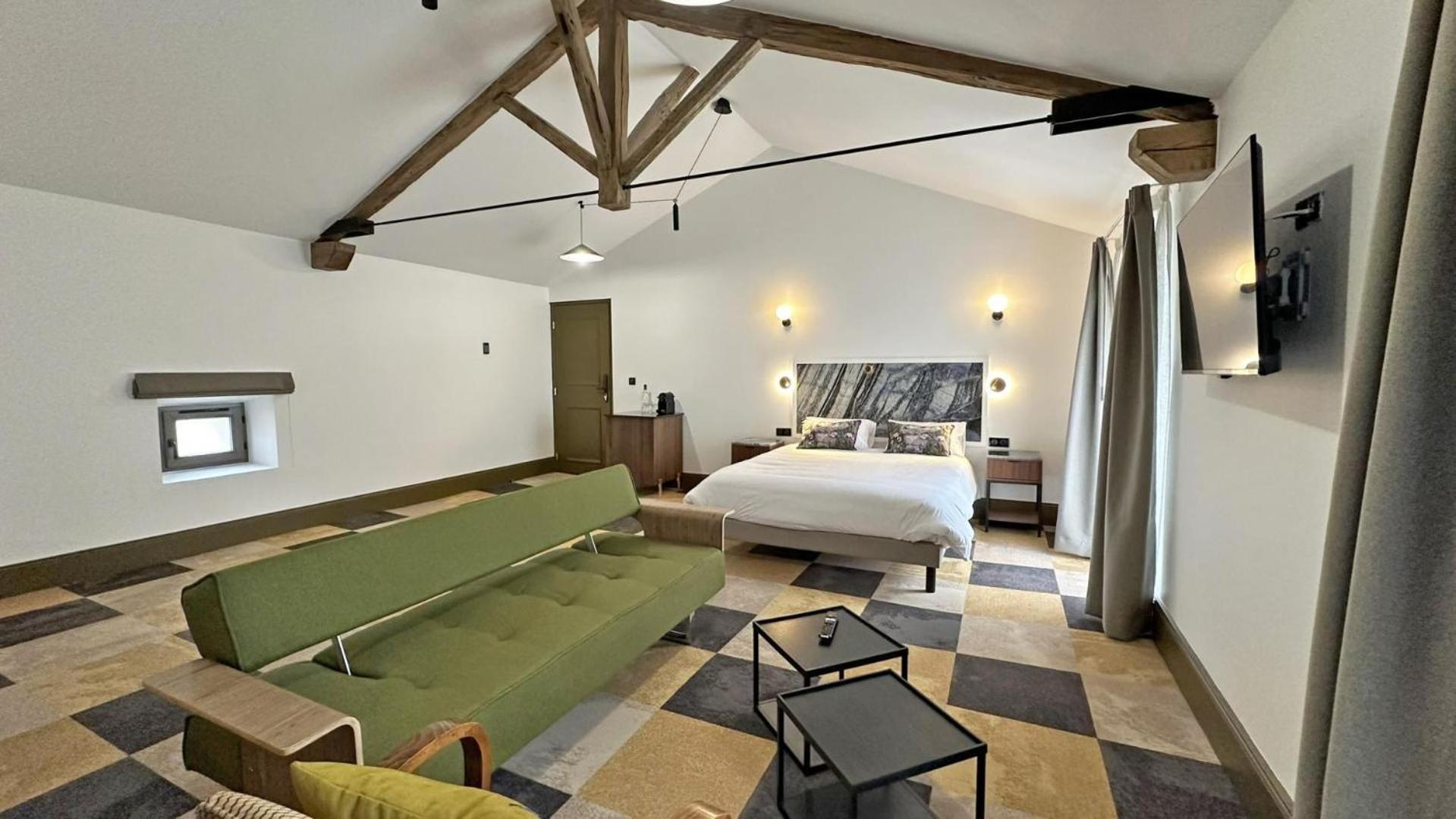 Le Manoir Des Perrieres Bed & Breakfast Rochechouart Exterior photo