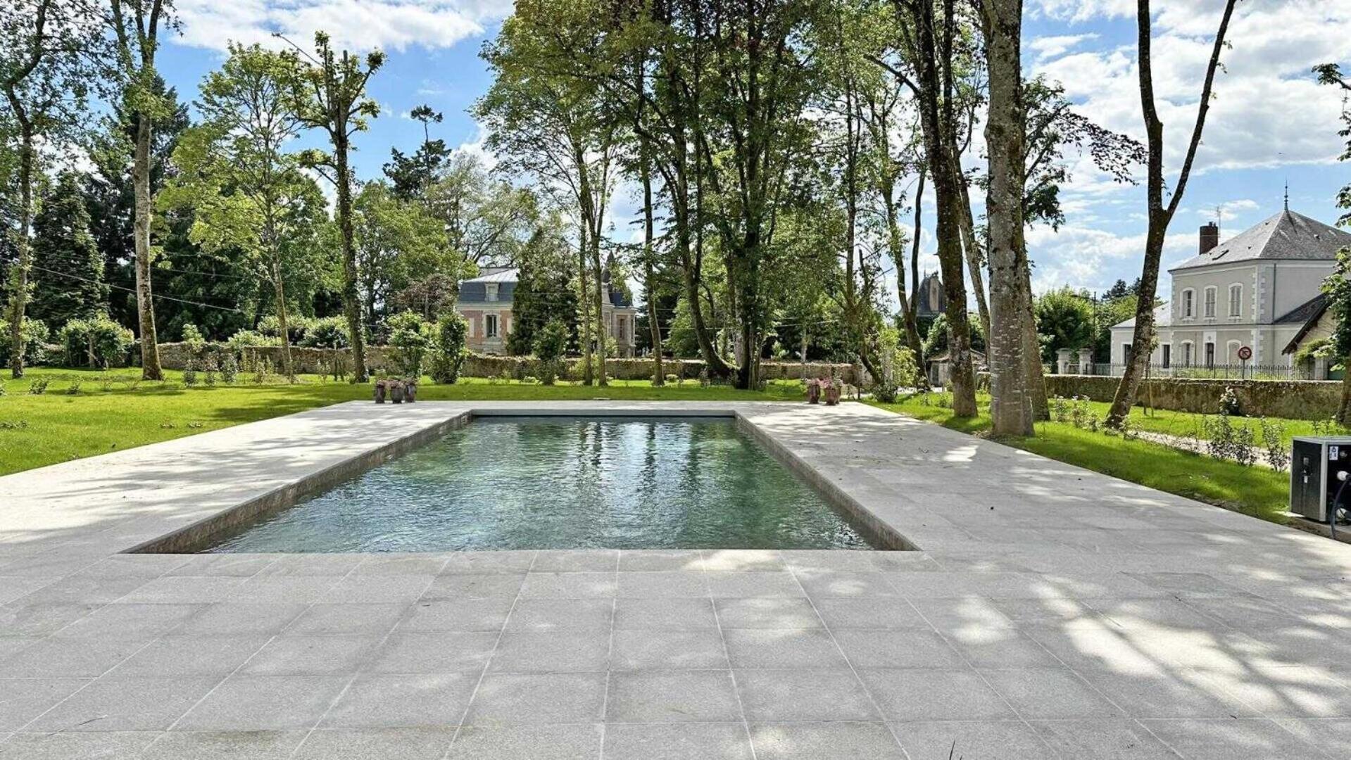 Le Manoir Des Perrieres Bed & Breakfast Rochechouart Exterior photo